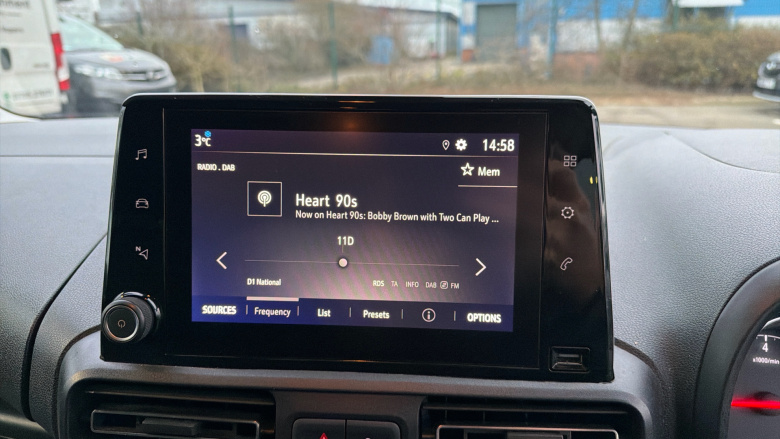 Vauxhall Combo Life 1.5 Turbo D 130 SE 5dr Diesel Estate